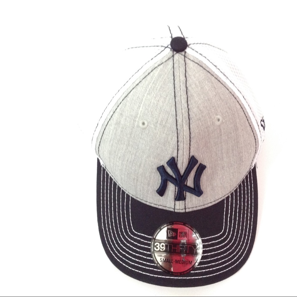 New York Yankees Men's Baseball Hat Size S/M - Picture 4 of 7